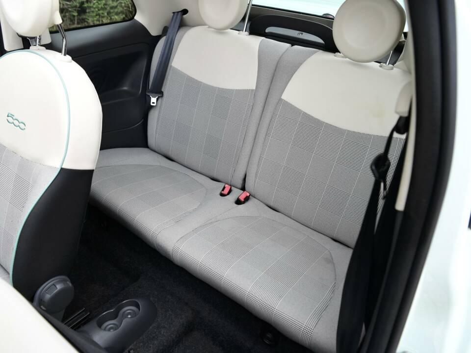 Image 23/45 of FIAT 500 C (2015)