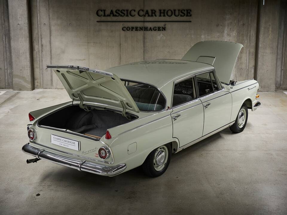 Bild 22/100 von Borgward P 100 2,3 Liter (1960)