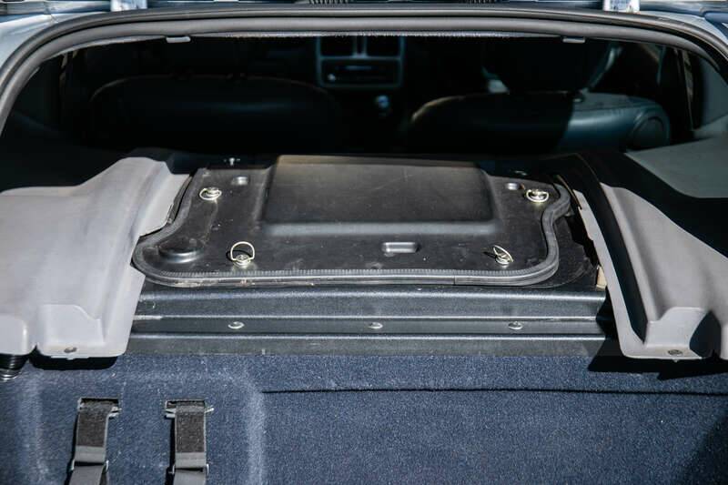 Image 21/40 of Renault Clio II V6 (2002)