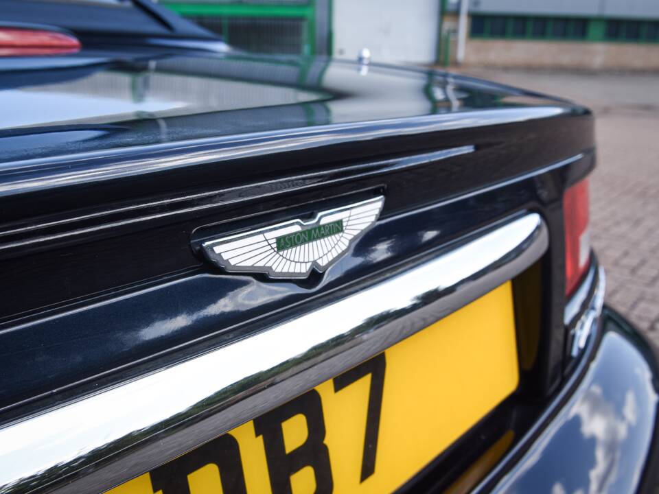 Image 43/50 de Aston Martin DB 7 Vantage Volante (2001)