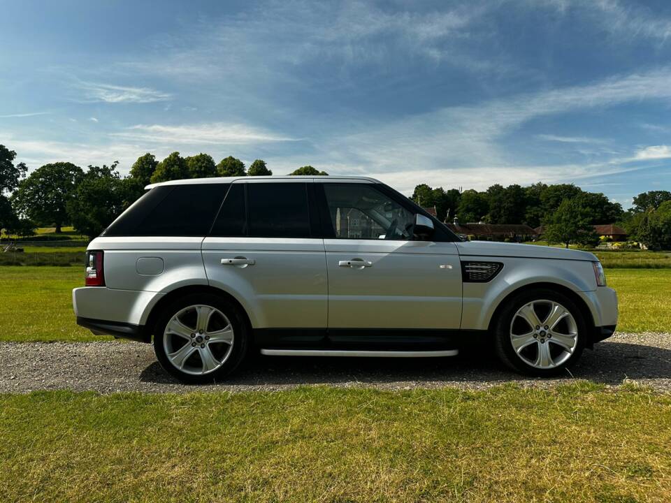 Bild 19/77 von Land Rover Range Rover Sport SDV6 (2013)