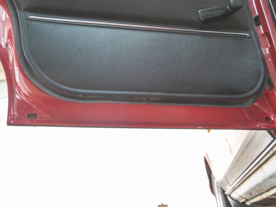 Image 47/50 of Volvo 240 (1987)