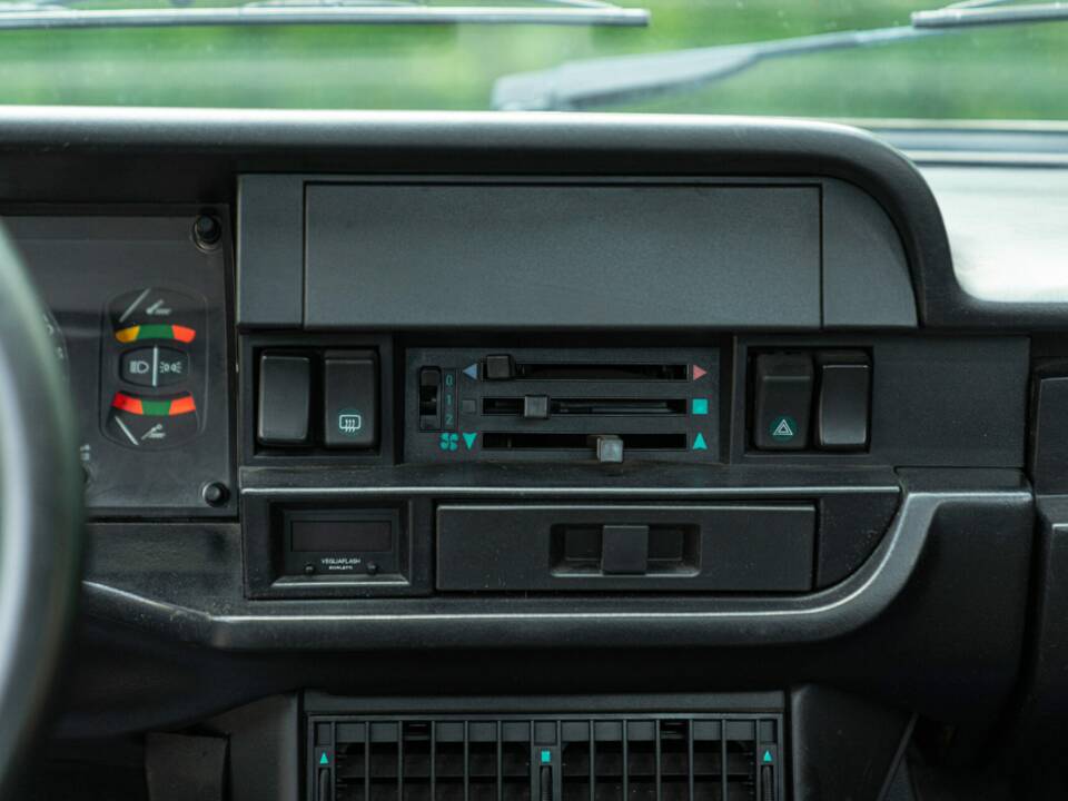 Image 34/48 of Lancia Beta Coupe 1600 (1978)