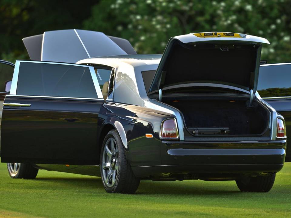 Bild 23/50 von Rolls-Royce Phantom VII (2010)