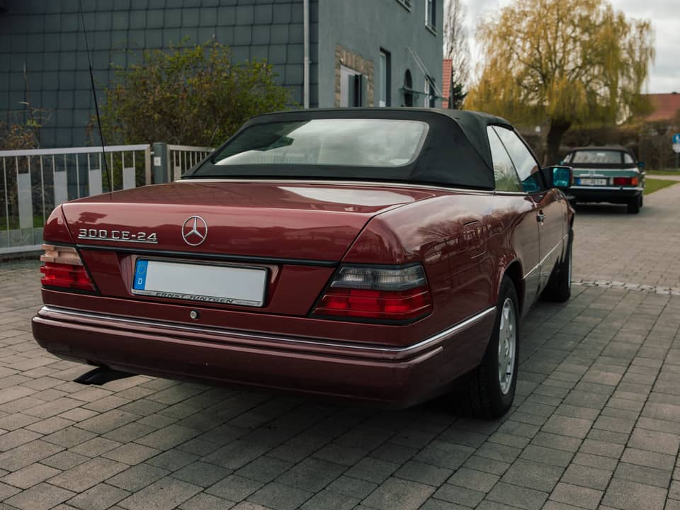 Bild 4/12 von Mercedes-Benz 300 CE-24 (1992)