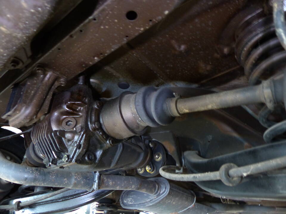 Image 59/63 of Mercedes-Benz 230&#x2F;6 (1974)
