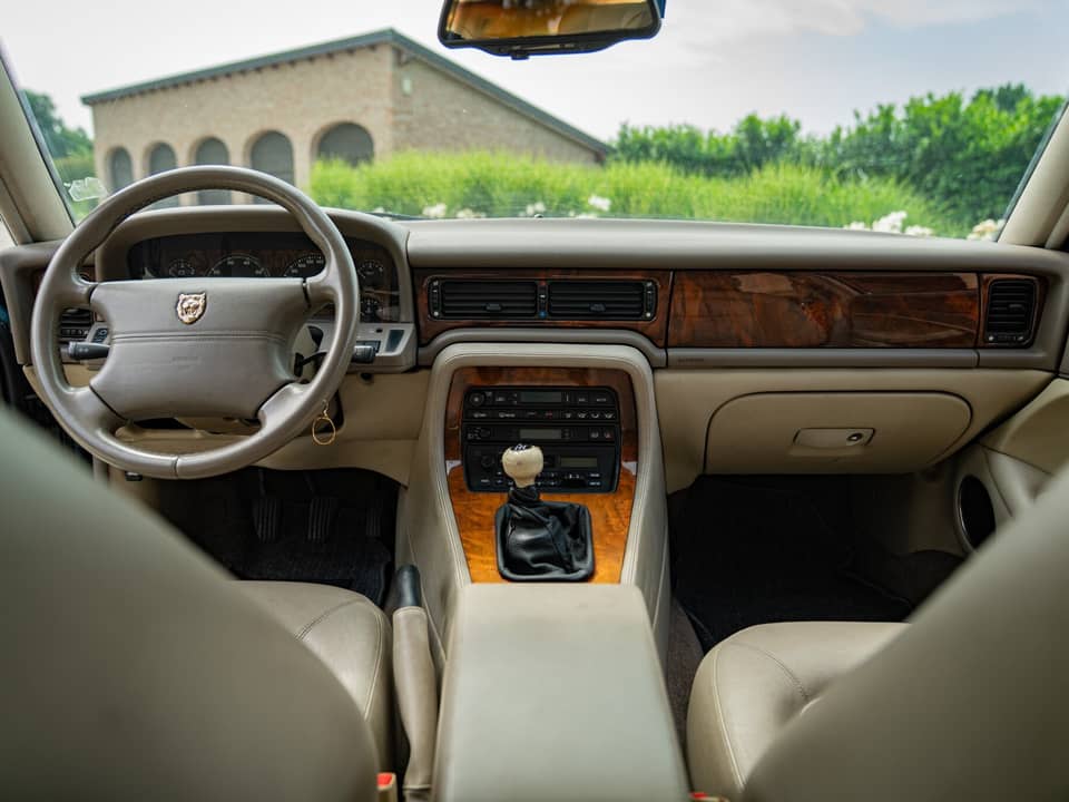 Imagen 42/50 de Jaguar XJ6 3.2 (1995)