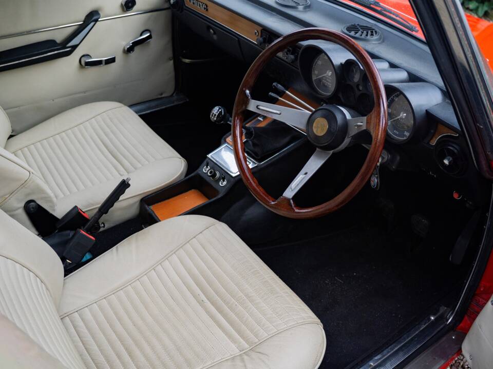 Image 4/20 of Alfa Romeo Giulia 1600 GT Junior (1976)