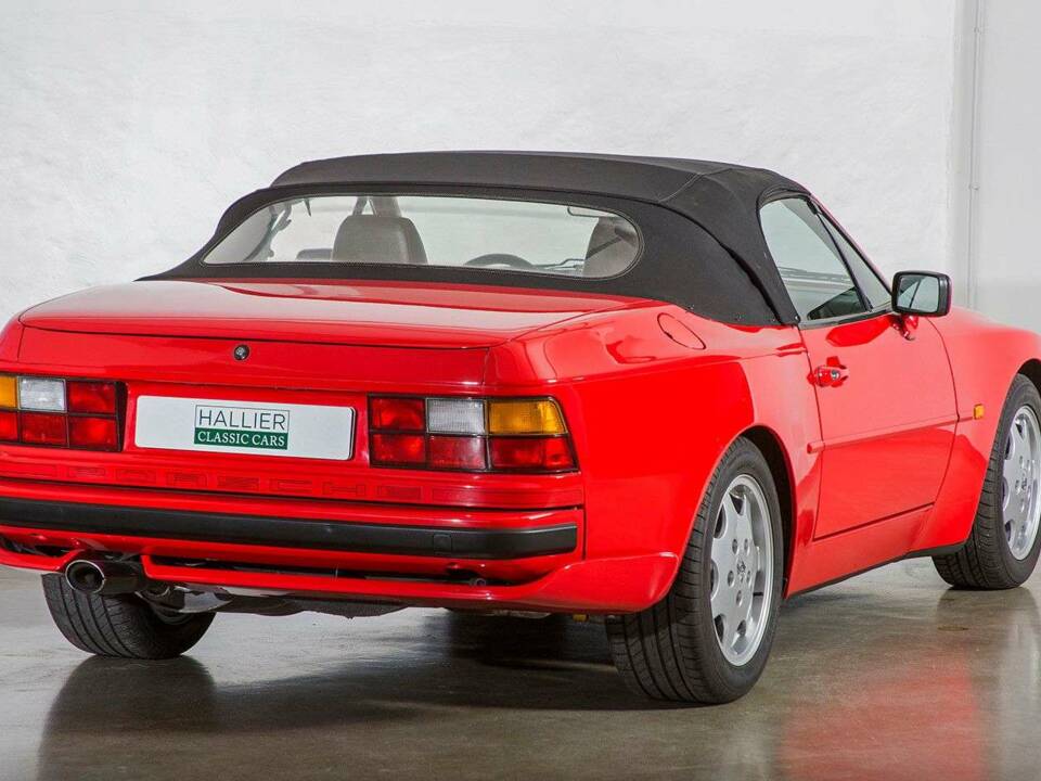Afbeelding 12/20 van Porsche 944 S2 (1990)
