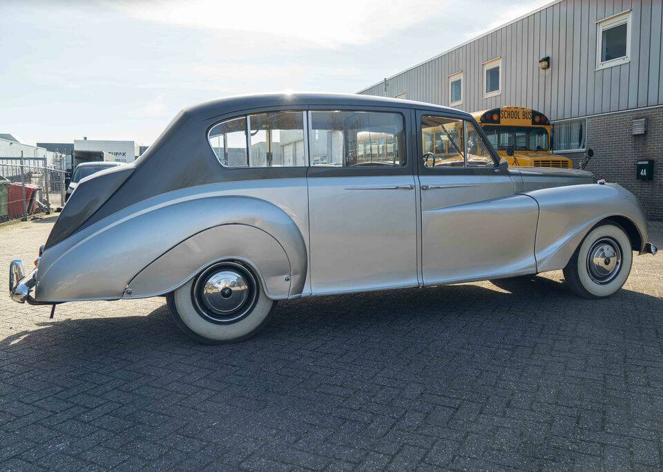 Bild 7/8 von Vanden Plas Princess Limousine (1967)