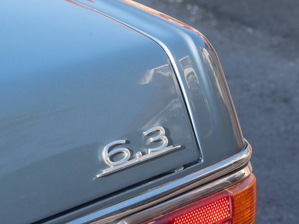 Bild 16/32 von Mercedes-Benz 300 SEL 6.3 (1972)
