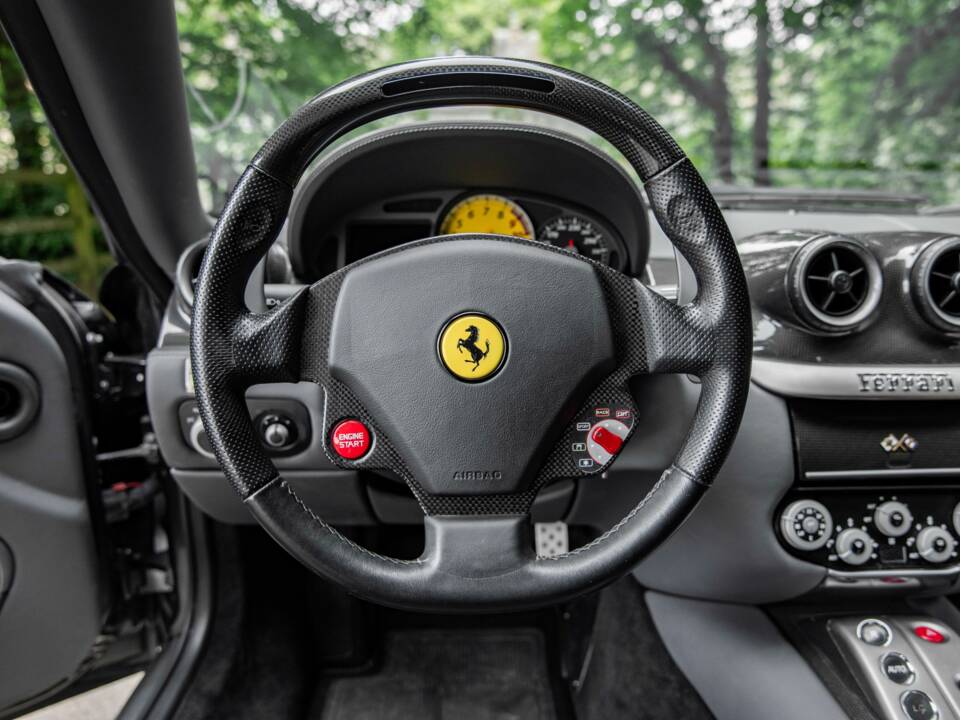 Image 32/50 de Ferrari 599 GTB Fiorano (2006)