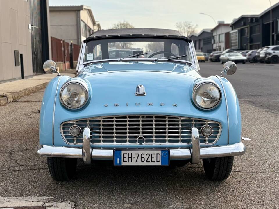 Imagen 2/17 de Triumph TR 3A (1961)