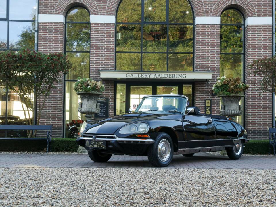 Bild 17/50 von Citroën DS 23 Injection (1973)