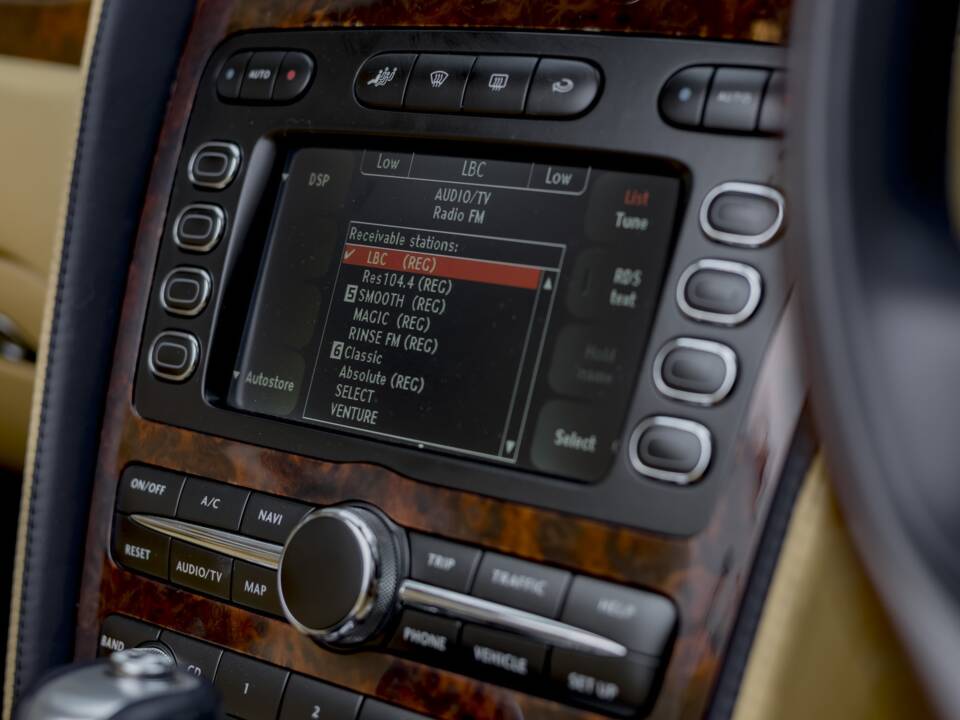 Imagen 18/33 de Bentley Continental GTC (2007)