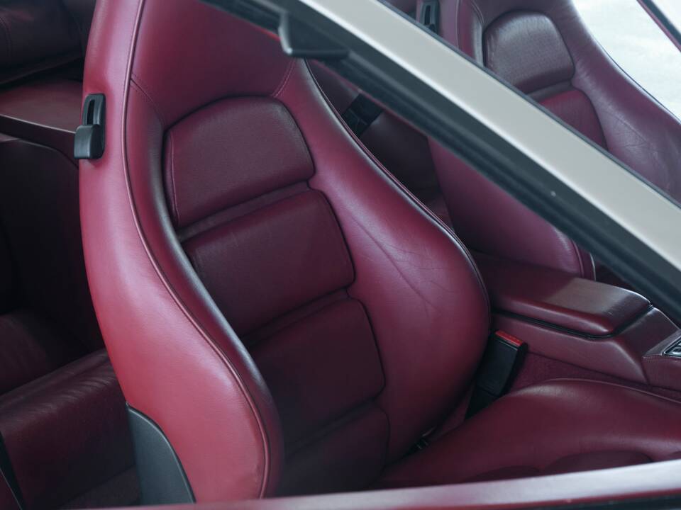 Image 44/50 of Porsche 928 GT (1989)