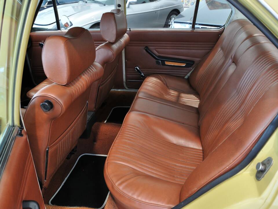 Image 20/31 of Alfa Romeo Alfetta 1.8 (1975)