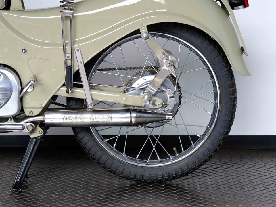 Bild 38/61 von Moto Guzzi Zigolo Turismo (1954)