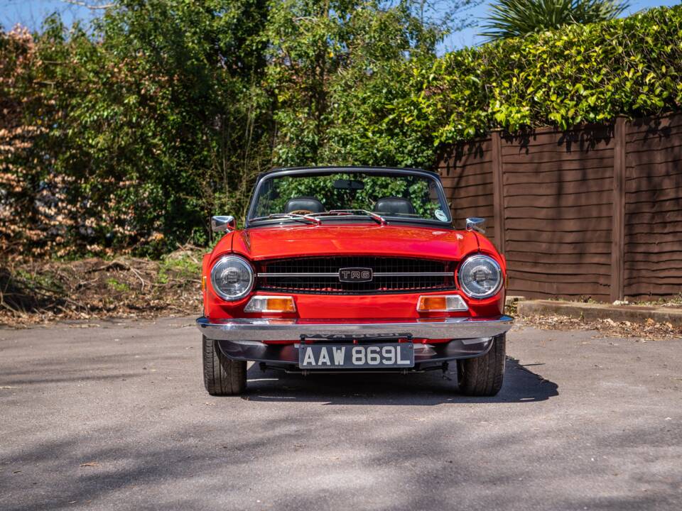 Image 20/41 of Triumph TR 6 (1972)