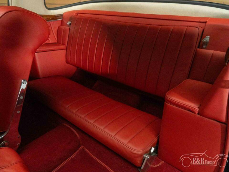 Bild 8/19 von Mercedes-Benz 220 S (1959)