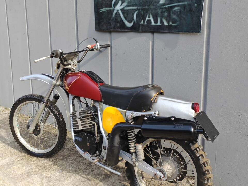 Image 6/6 of SWM RS 250 GS (1977)