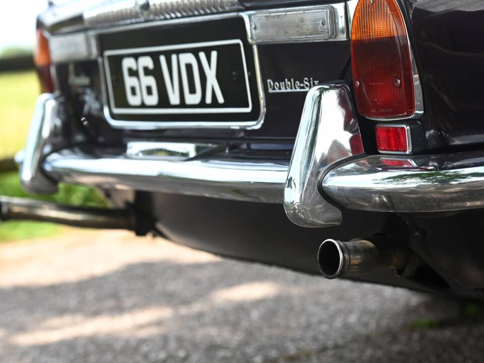 Afbeelding 15/21 van Daimler Double Six Vanden Plas (1973)