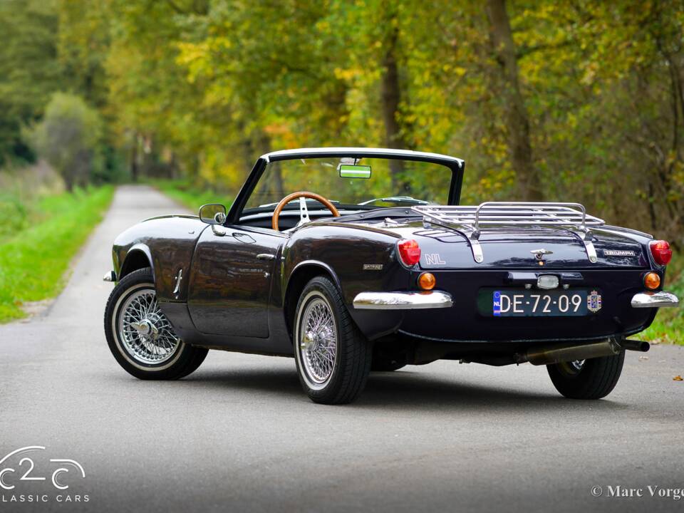 Image 53/60 of Triumph Spitfire Mk III (1970)