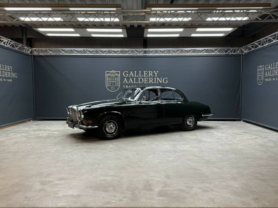 Bild 16/50 von Daimler Sovereign 420 (1968)