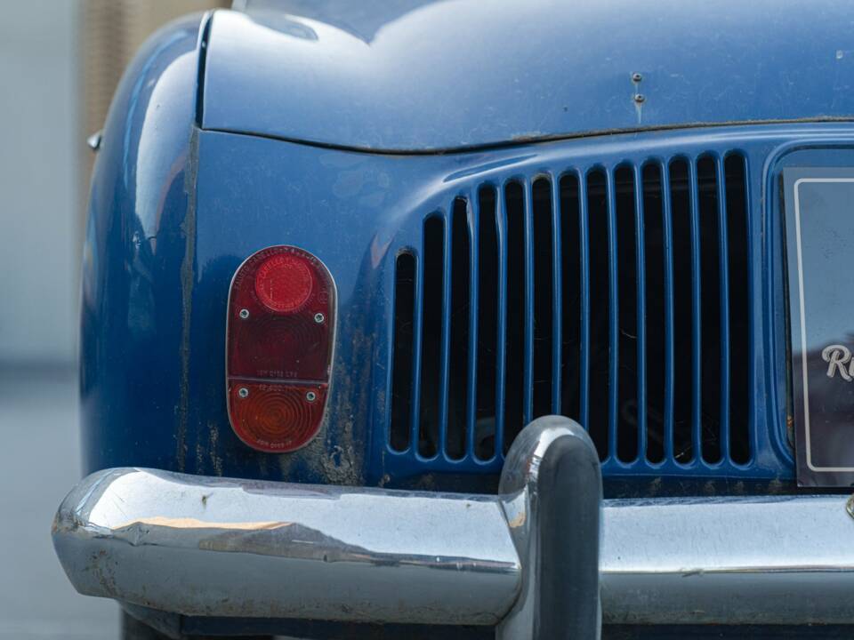 Bild 19/42 von Renault Ondine (1962)