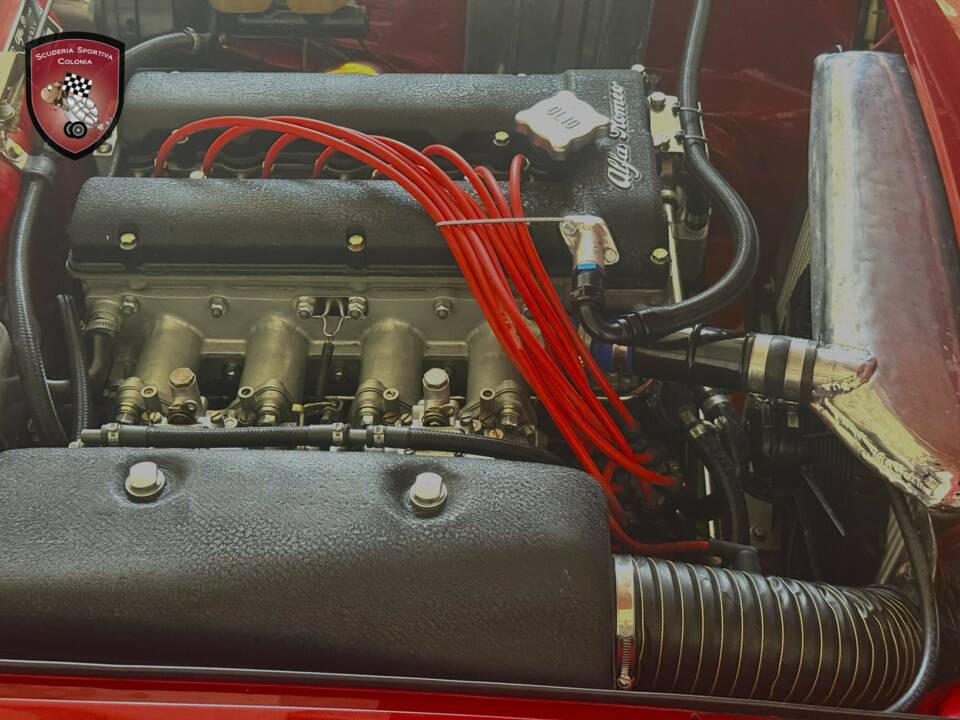 Immagine 40/53 di Alfa Romeo Giulia GT 1300 Junior (1970)