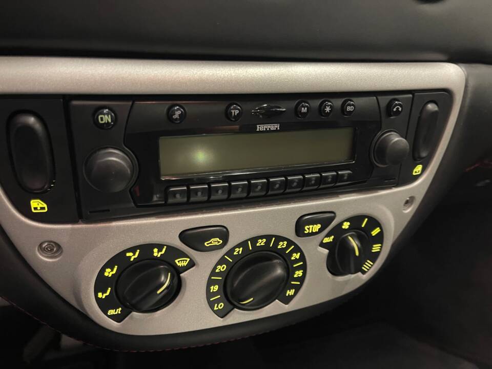 Afbeelding 14/18 van Ferrari 360 Modena (2001)