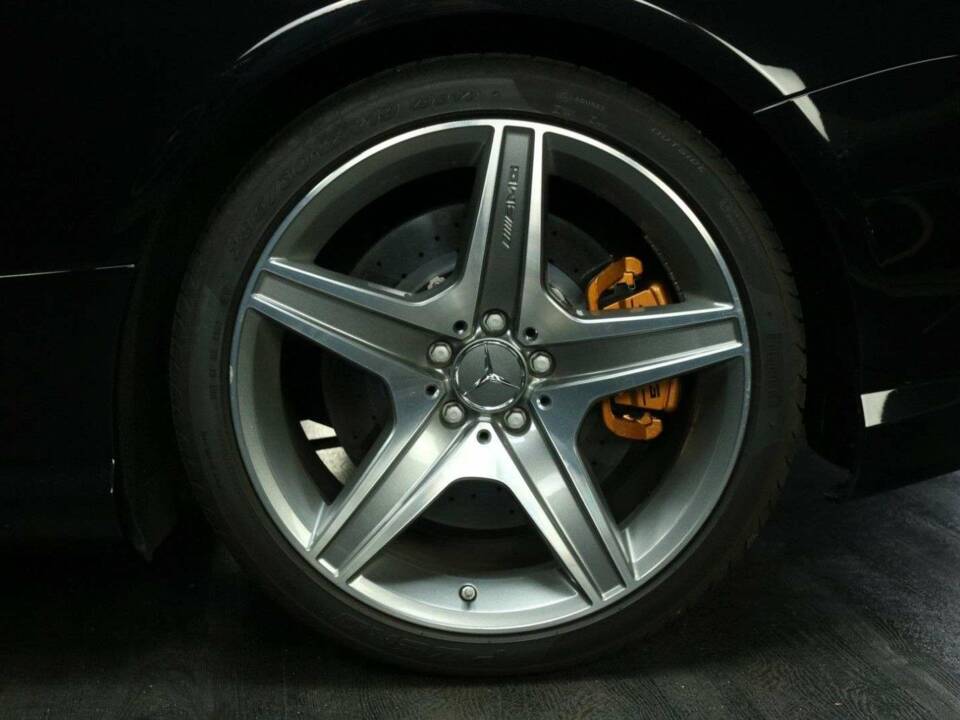 Bild 50/50 von Mercedes-Benz SL 65 AMG (2012)