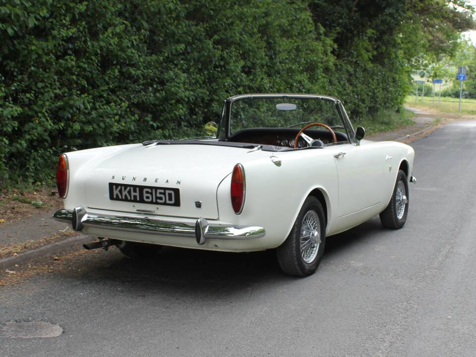 Image 6/23 of Sunbeam Alpine Mk V (1966)