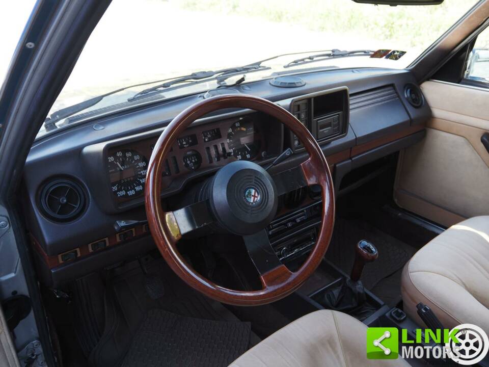 Image 39/50 of Alfa Romeo Alfetta 2.0 Li "America" (1982)