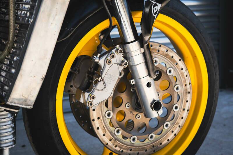 Bild 36/50 von Kawasaki ZX-R 750 (1989)