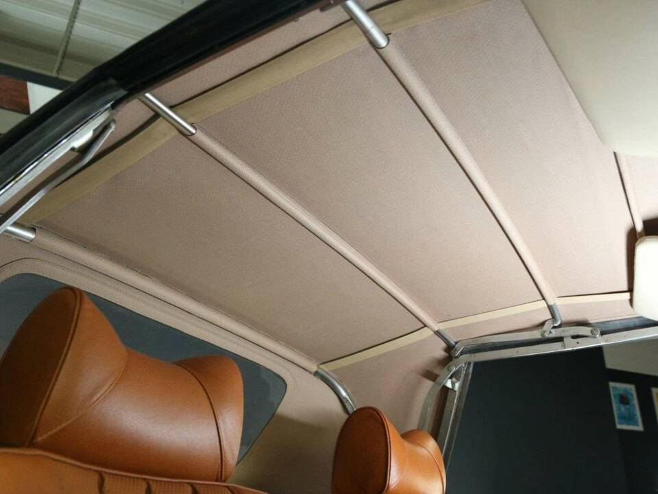 Image 40/50 of Mercedes-Benz 230 SL (1965)