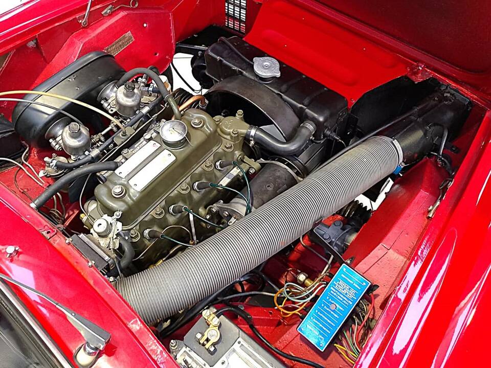 Image 42/47 of Innocenti 950 Spider (1962)