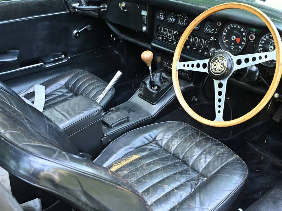 Bild 4/39 von Jaguar E-Type (2+2) (1970)