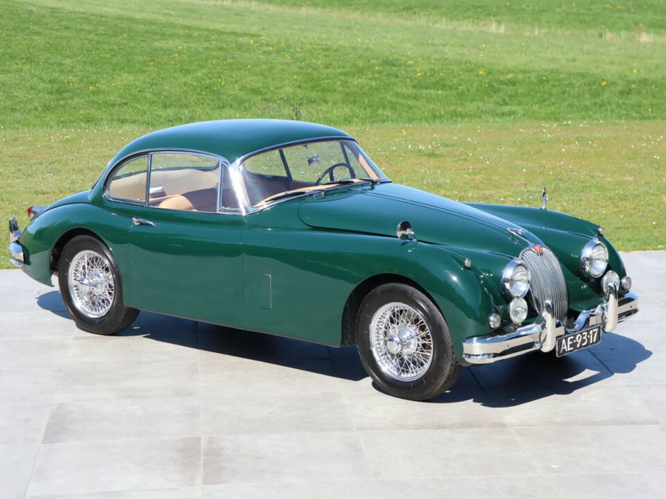 Image 1/50 of Jaguar XK 150 FHC (1959)