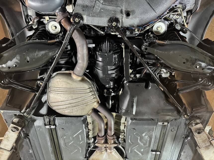 Bild 44/48 von Mercedes-Benz 500 SL 6.0 AMG (1991)