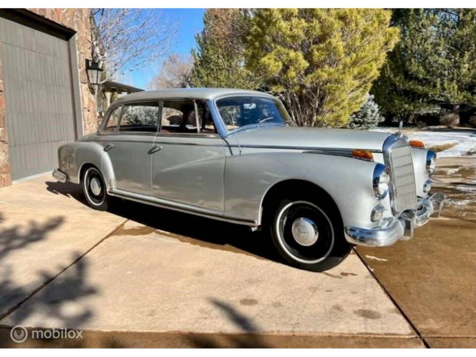 Image 5/36 of Mercedes-Benz 300 d (1958)