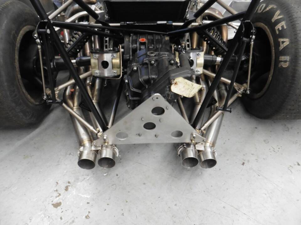 Image 16/18 of BRM P154 (1970)