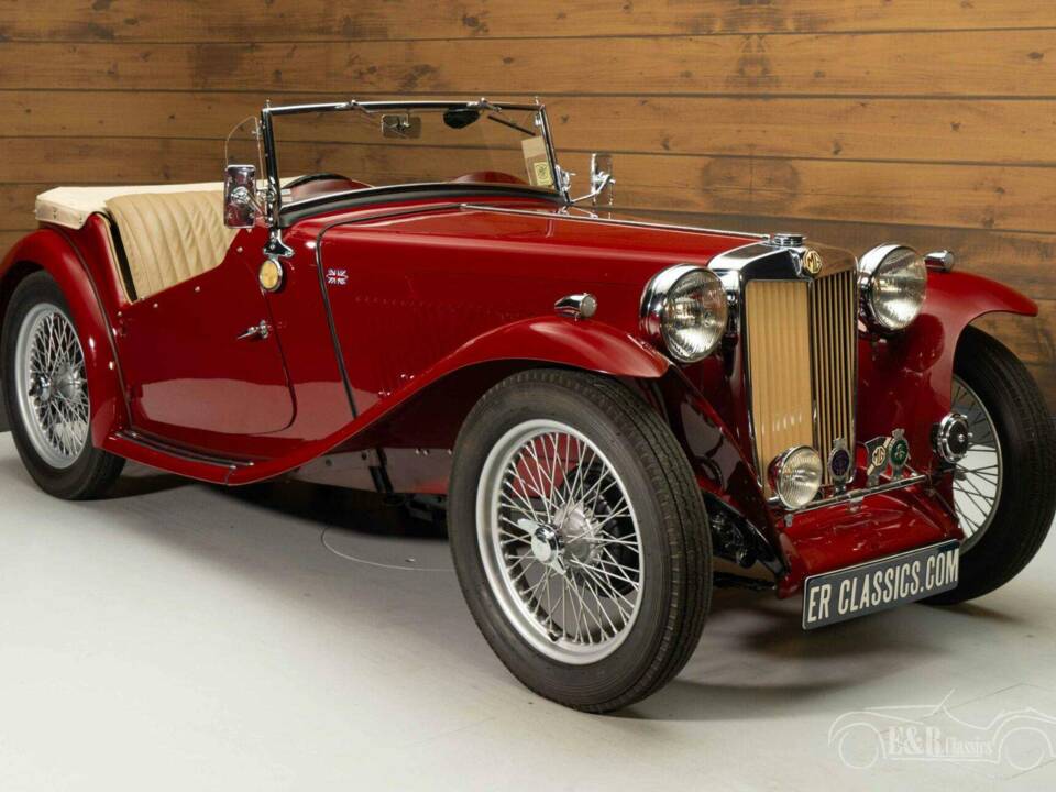 Imagen 4/19 de MG TC (1948)