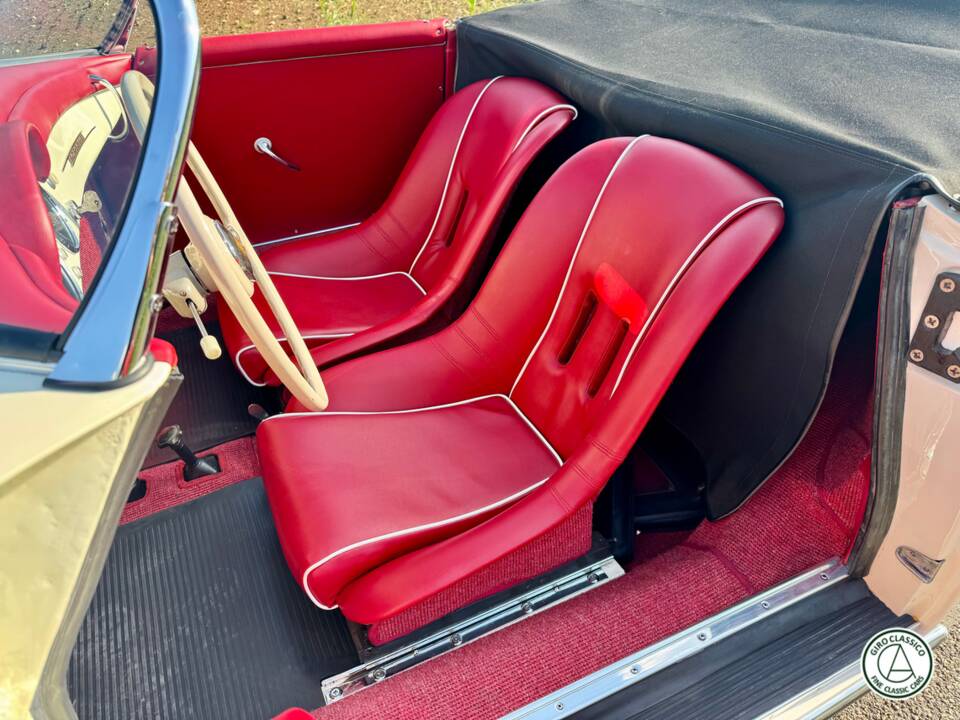 Afbeelding 25/29 van Porsche 356 1500 Speedster (1955)