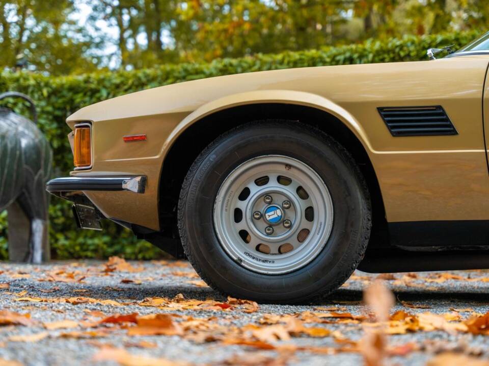Imagen 4/18 de De Tomaso Longchamp (1977)