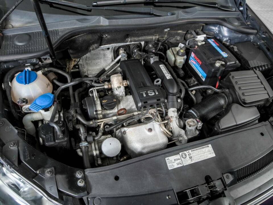 Bild 40/50 von Volkswagen Golf VI 1.2 TSI (2012)