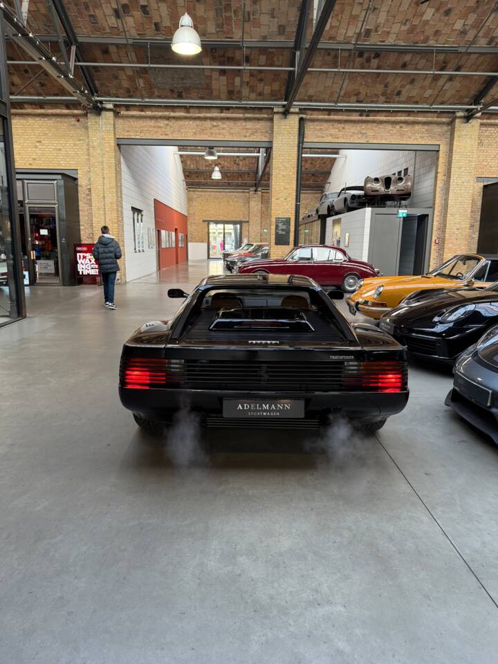 Image 8/29 de Ferrari Testarossa (1989)