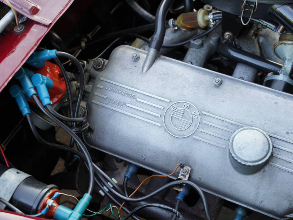 Bild 33/50 von BMW 1602 (1973)