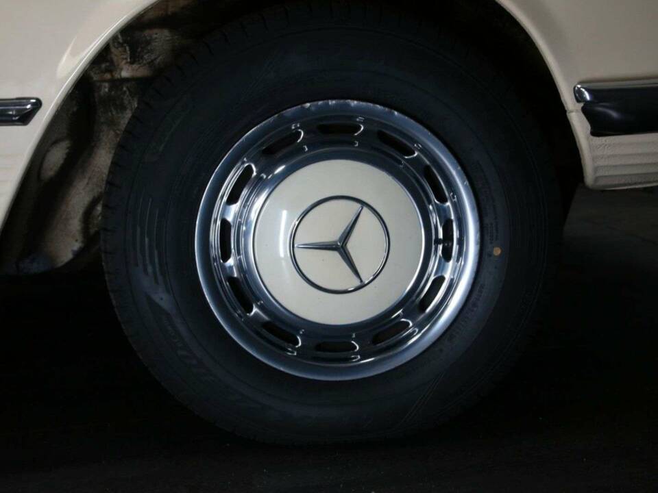 Image 48/50 de Mercedes-Benz 450 SL (1973)