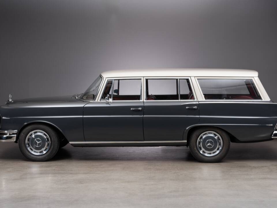 Bild 14/31 von Mercedes-Benz 230 S Universal (1967)
